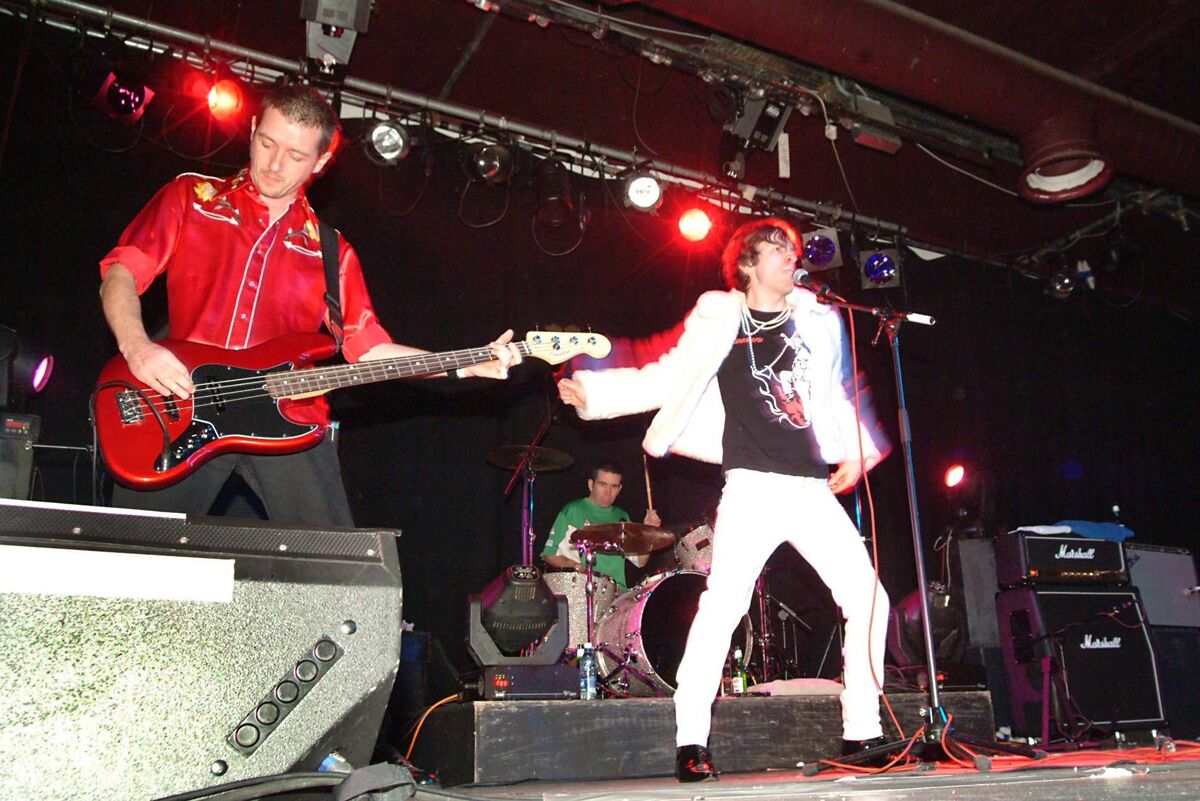 The Sultans of Ping live on stage at The Savoy, Cork on Wednesday 21st December 2005.