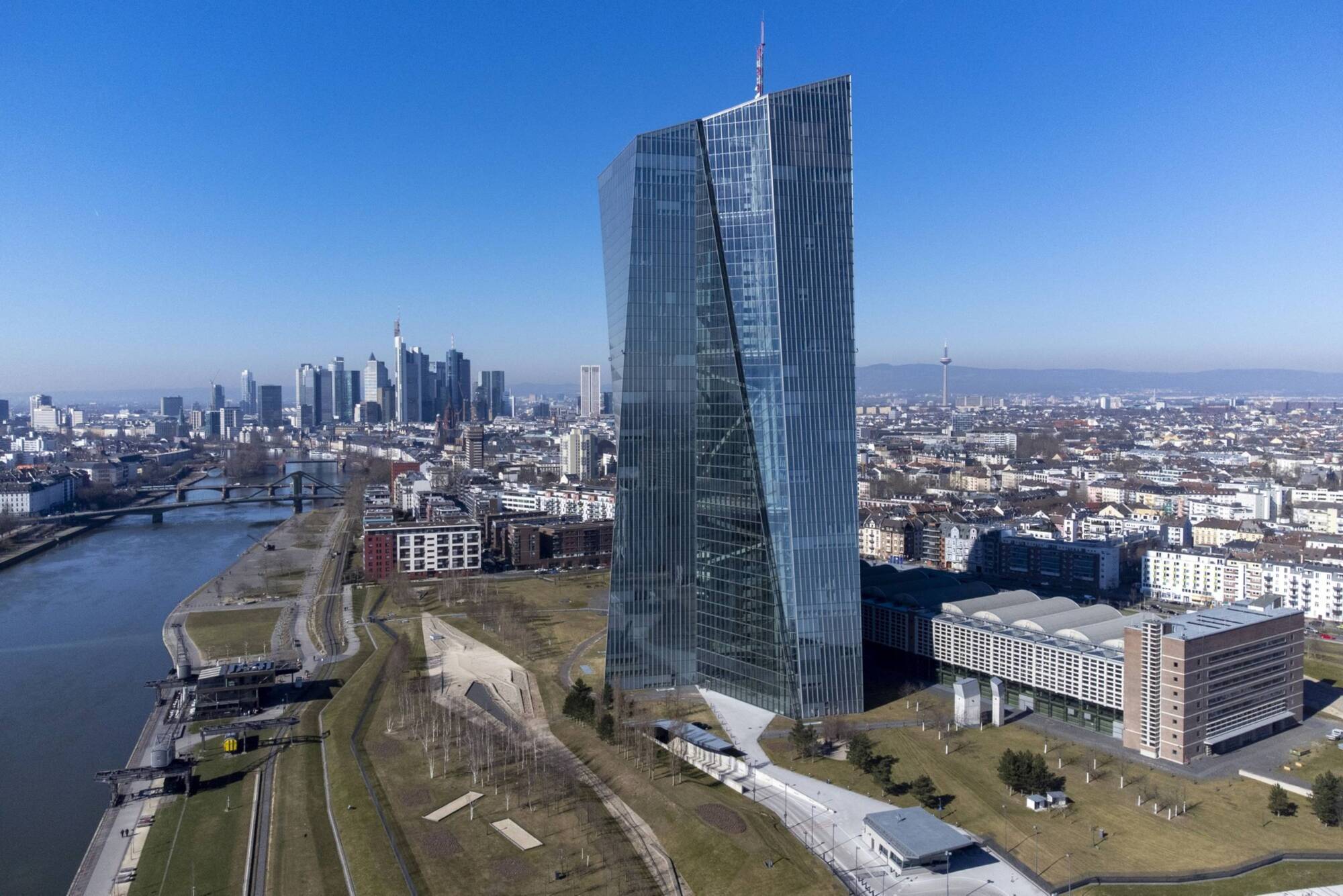 ECB will continue to hike rates to slow inflation, Kazaks says