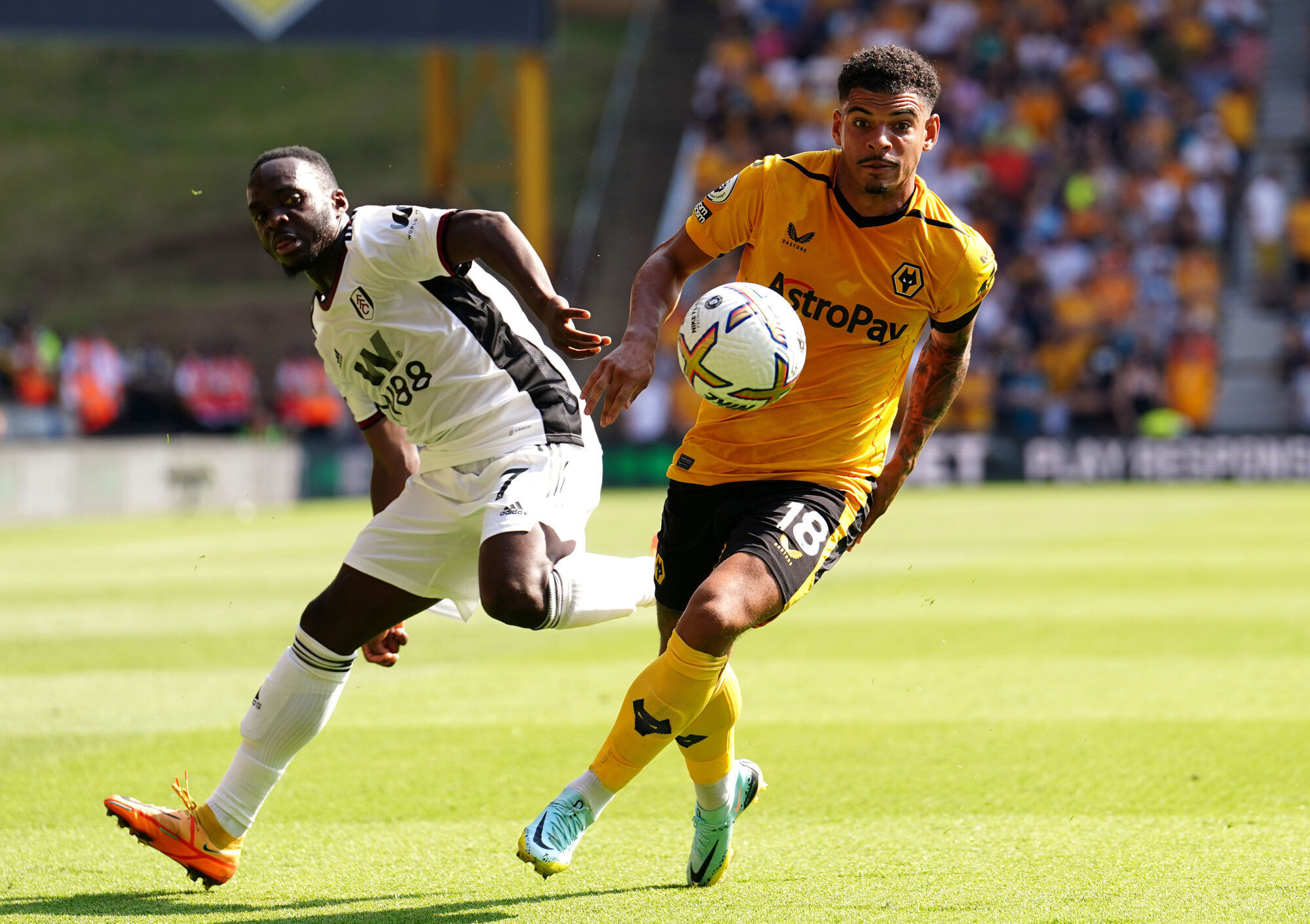 Nottingham Forest agree £35m fee with Wolves for Morgan Gibbs-White