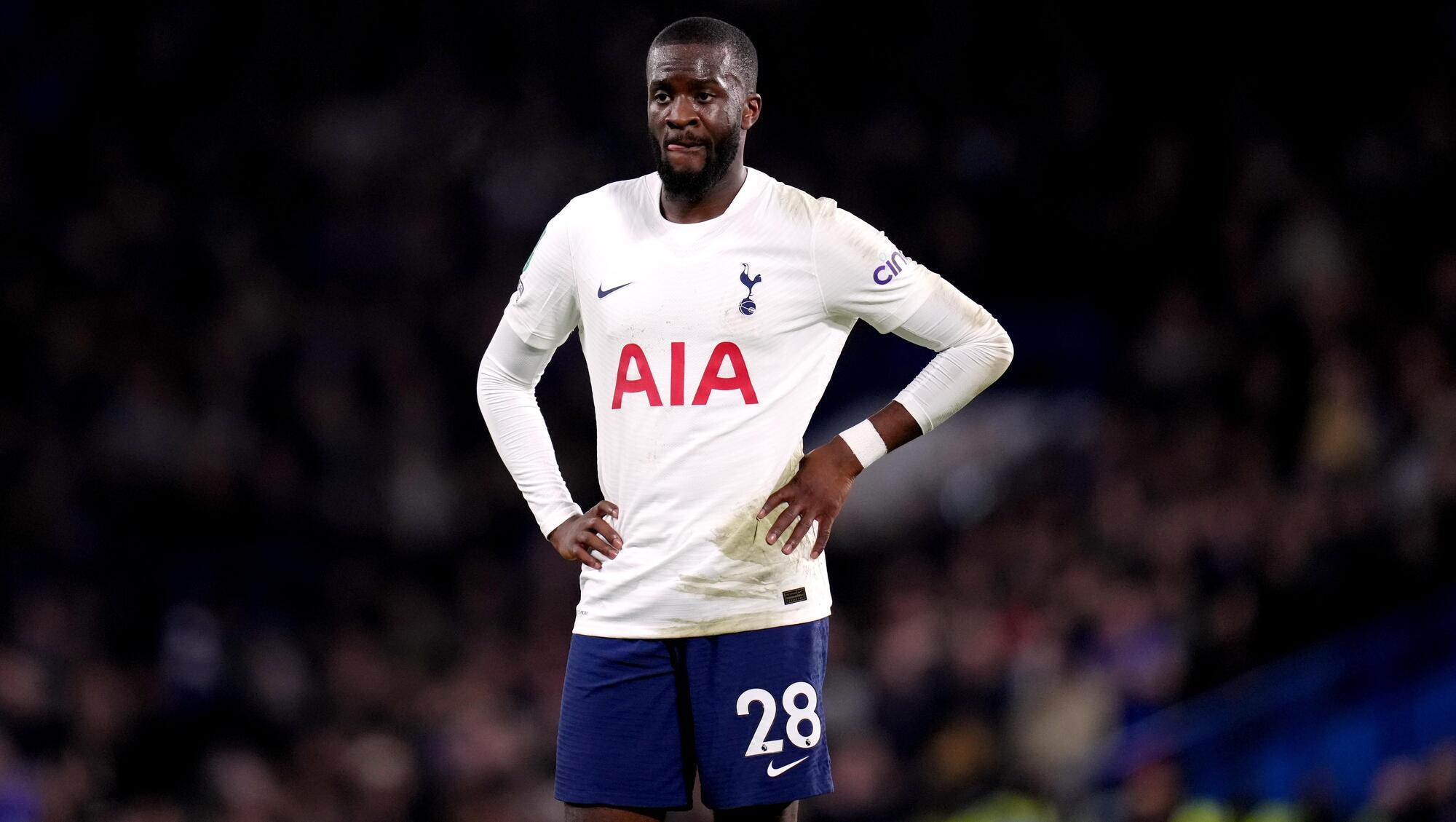 Tottenham midfielder Nanguy Ndombele joins Napoli on loan