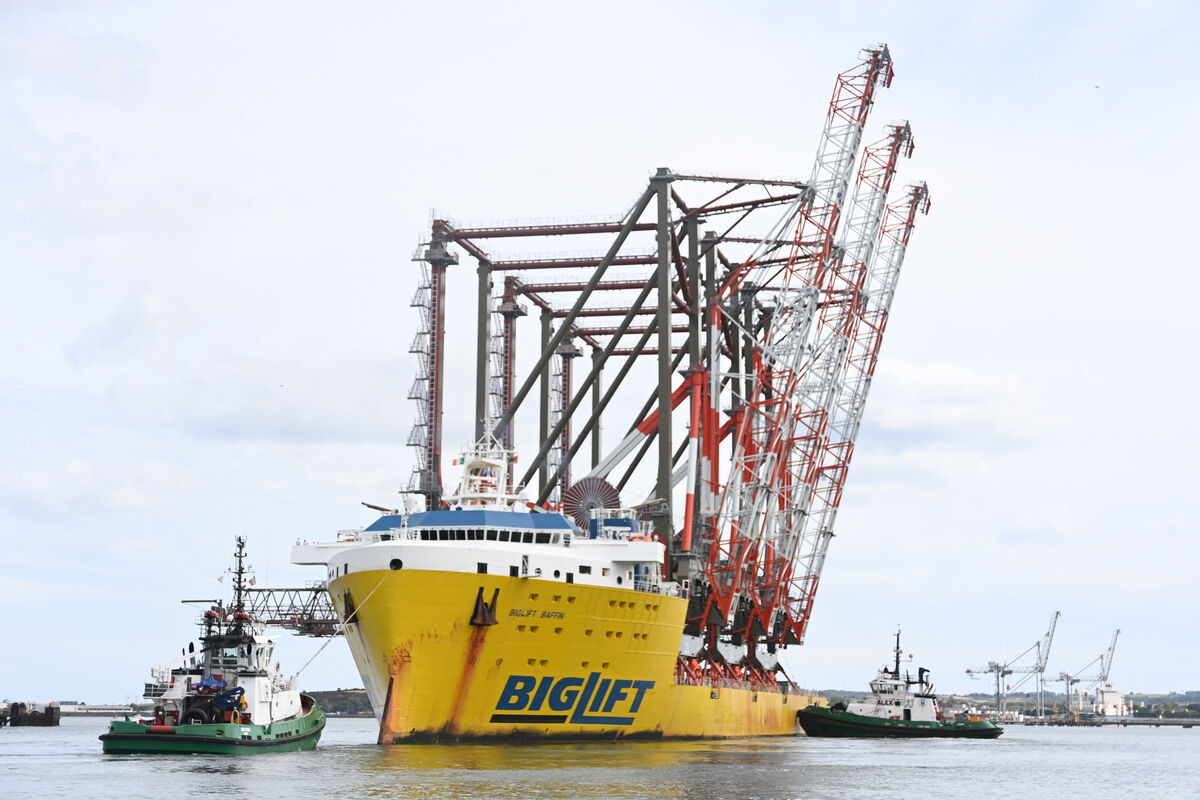 Big Lift Baffin leaves Cork en route to the US. Picture: Larry Cummins