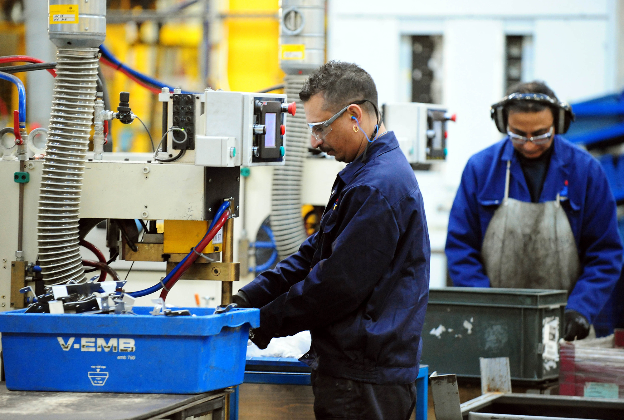 Employment rate among workers aged 15-64 at record high