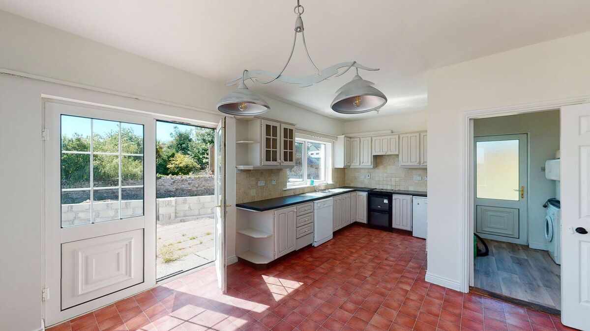 The Moorings was built in 1990.