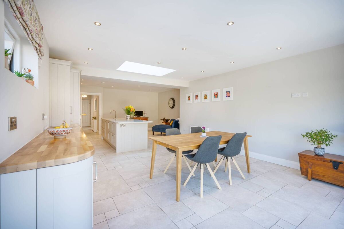 The property is guided at €415,000 but higher bids are expected.