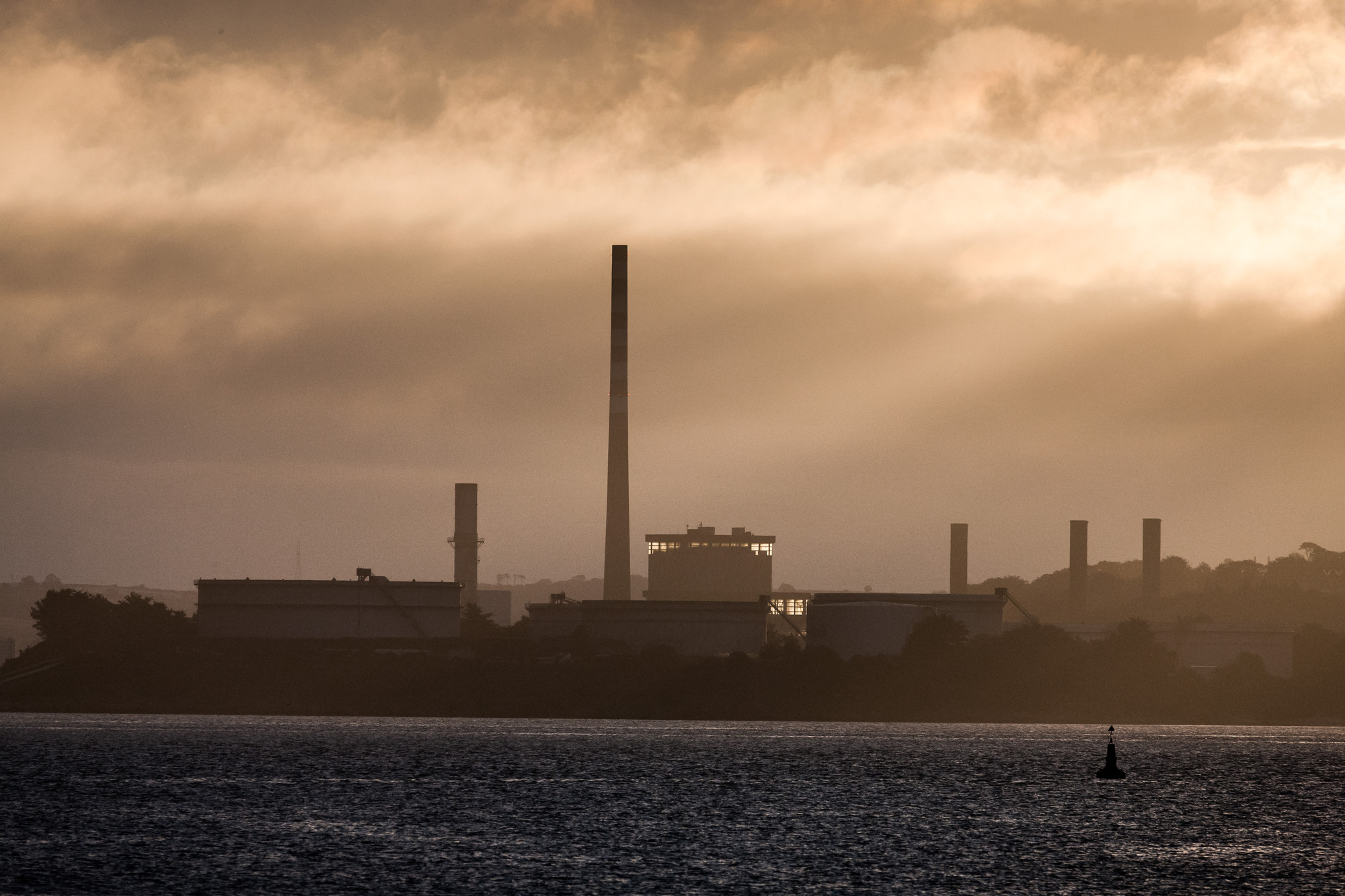 A barrel of crude oil has dropped 20% from its high point in July and is set to fall by a further 10% in 2023. Picture: David Creedon
