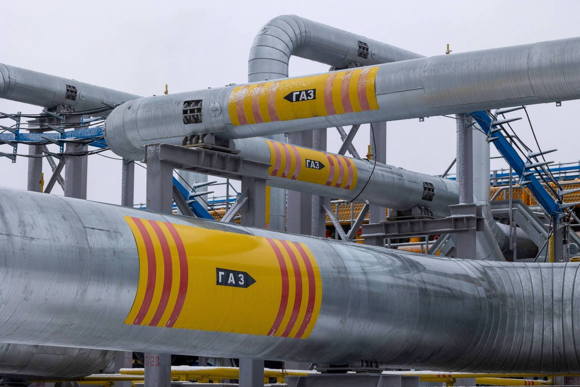 EU considers energy price cap, windfall tax amid Russia risk