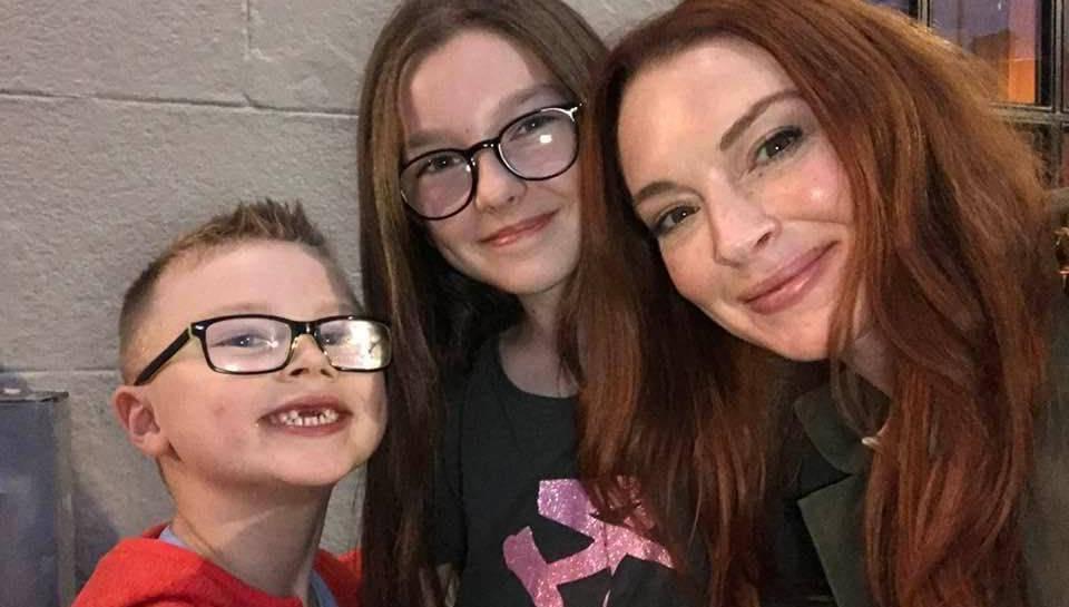 Lindsay Lohan 'could not have been nicer' say delighted Irish fans who nabbed selfies