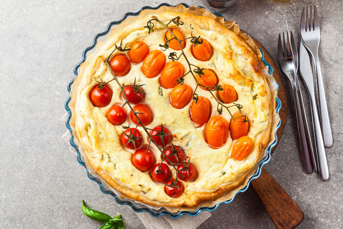 Tomato and cheese tart