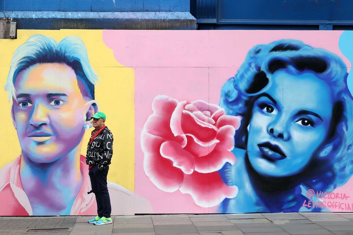  Murals saying Trans Love on the corner of Georges street in Dublin by artists Holly Pereira, (text) Emmalene Blake (man pictured) and Victoria Levins (Judy Garland). Photo: Sam Boal/Rollingnews.ie