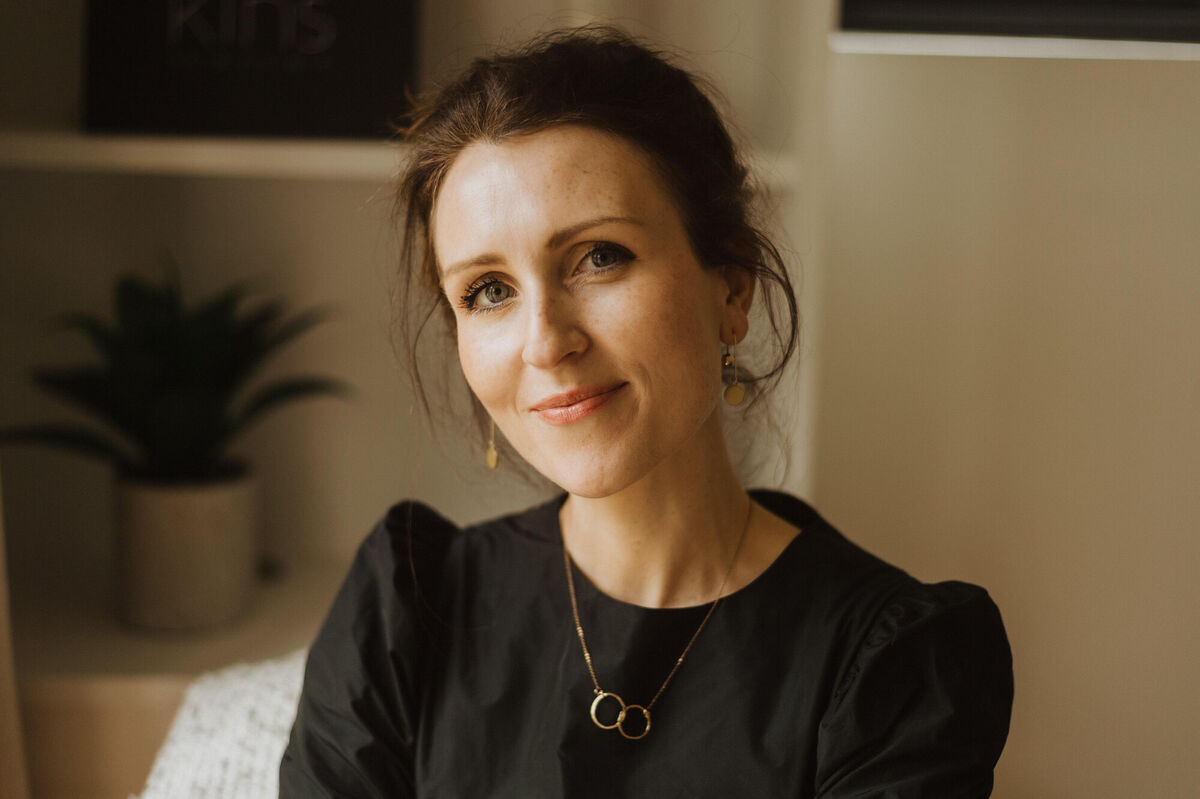 Dr Louise Smyth, Kins Skin Clinic