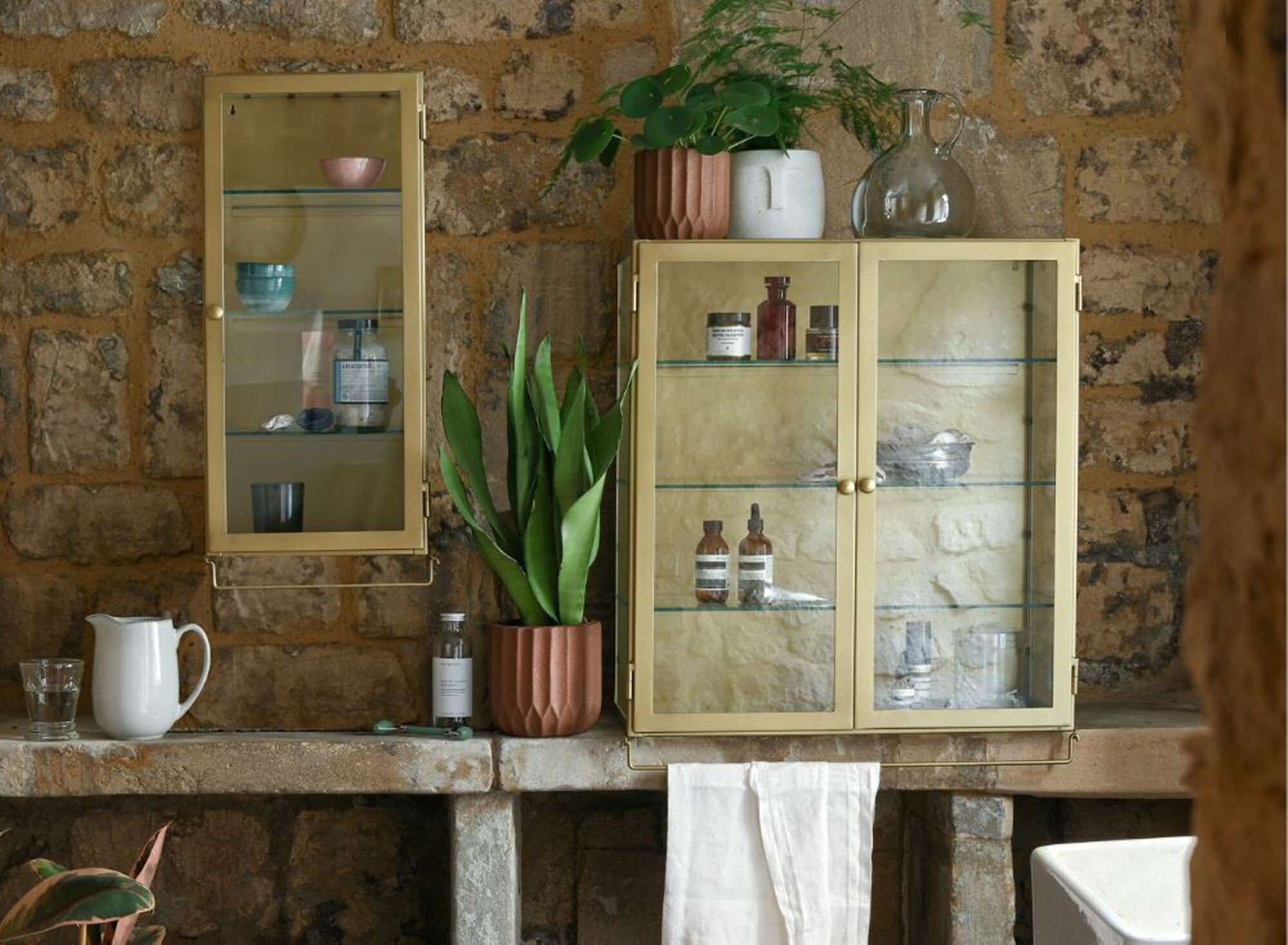 Vintage medicine cabinets that boost a bathroom's storage and look