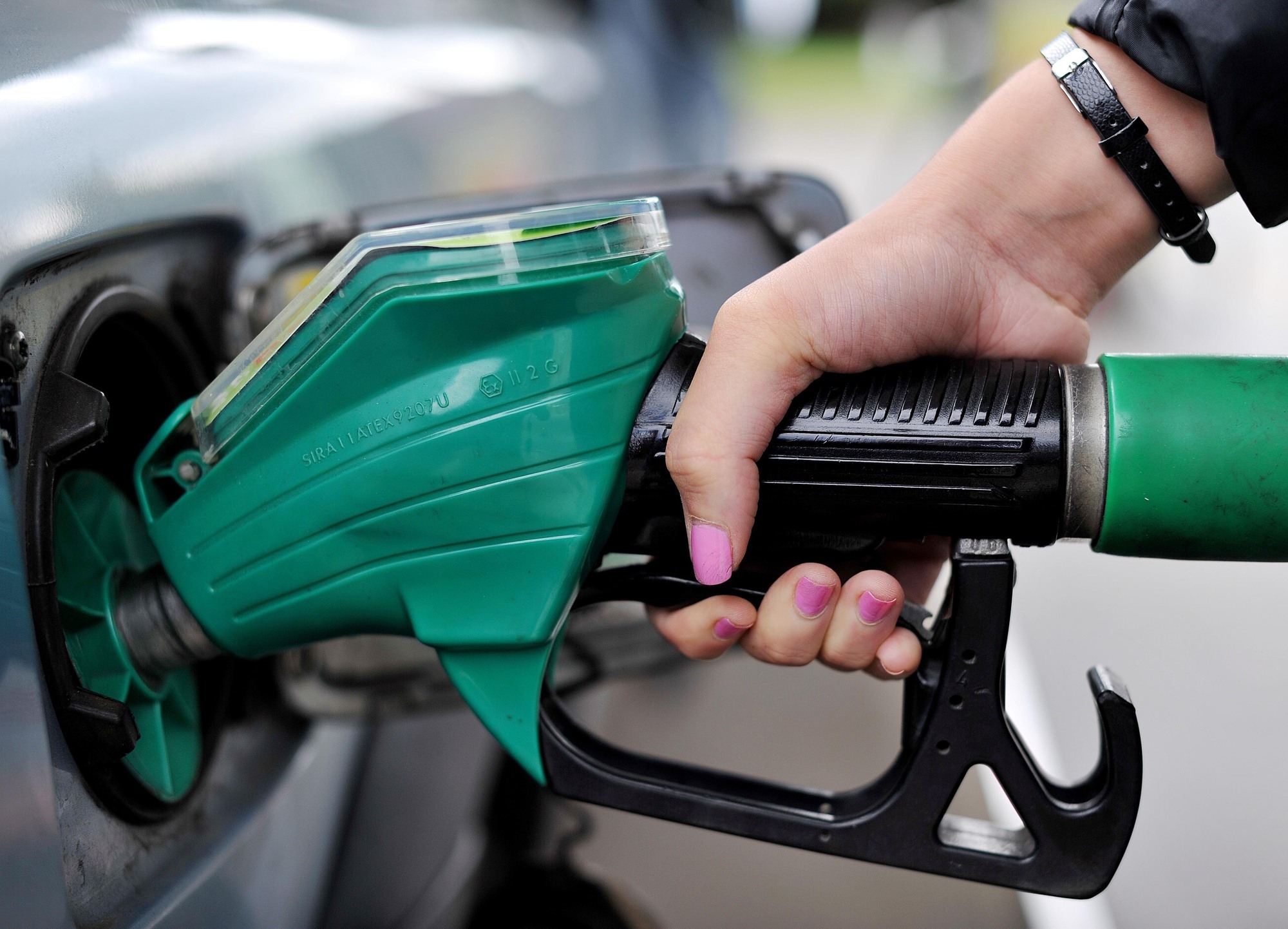 Inflation eases to 8.7% in August but prices continue to rise