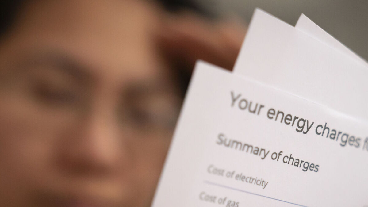 Varadkar promises support with energy bills will continue into next year - Vimarsana News