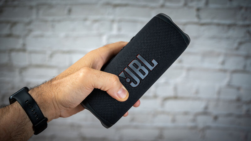 JBL Flip 6 supports the companion JBL Portable app. Picture: Noel Campion.