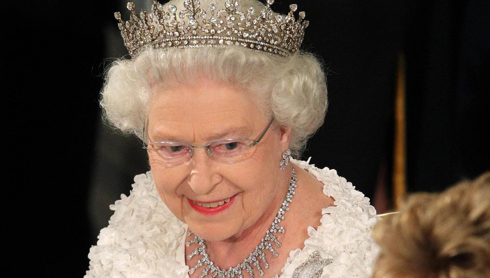 President and Taoiseach to attend funeral of Queen Elizabeth II 