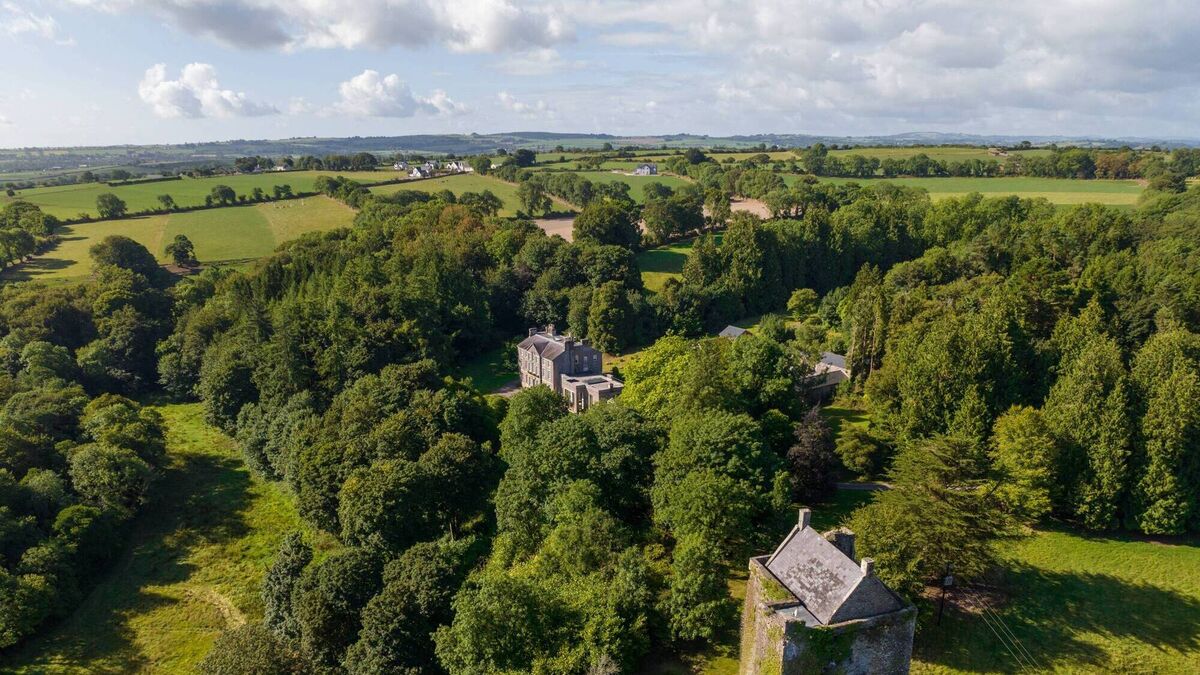 Low energy running costs at Dripsey Castle Estate come with a catch — a €2.95m price tag - Vimarsana News