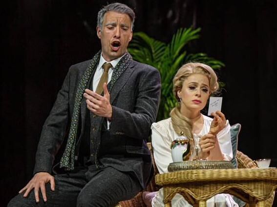 Yuriy Yurchuk (Germont) and Siobhan Stagg (Violetta) in Northern Ireland Opera’s production of La Traviata in Grand Opera House Belfast. photo credit Neil Harrison