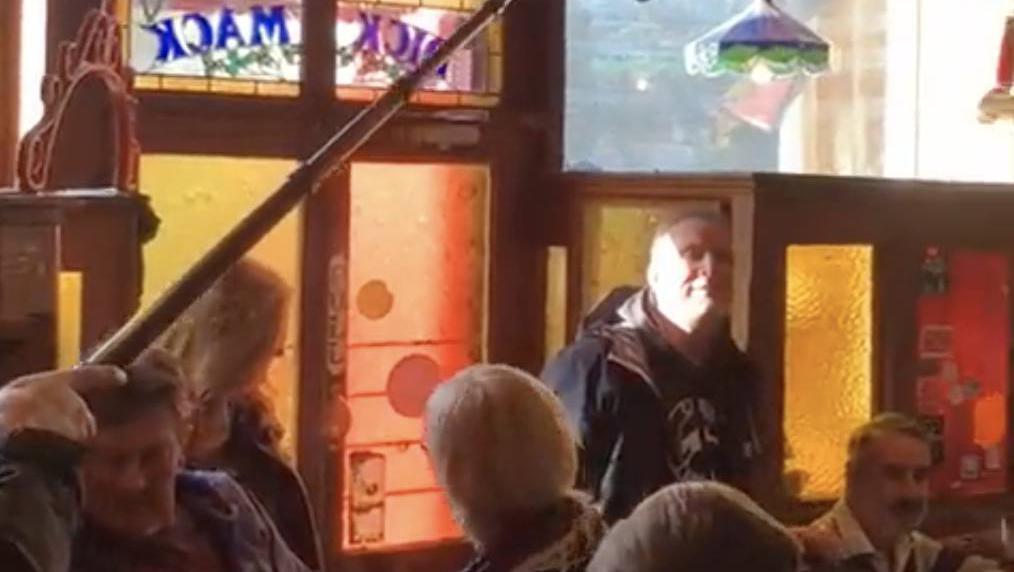 Garth Brooks serenades a pub in Dingle and pays a visit to Kerry jewellers