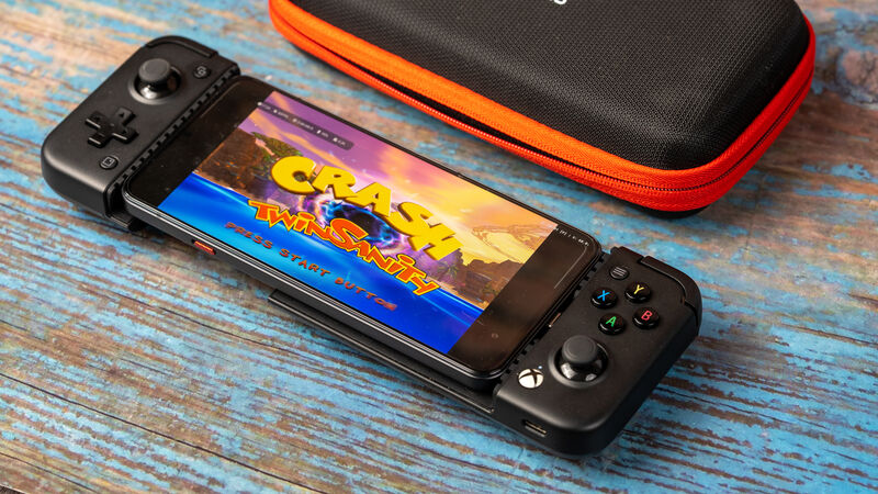 The PS2 version of Crash Bandicoot TwinSanity playing on the Red Magic 7s Pro with the X2 Pro controller. Picture: Noel Campion. The PS2 version of Crash Bandicoot TwinSanity playing on the Red Magic 7s Pro with the X2 Pro controller. Picture: Noel Campion.