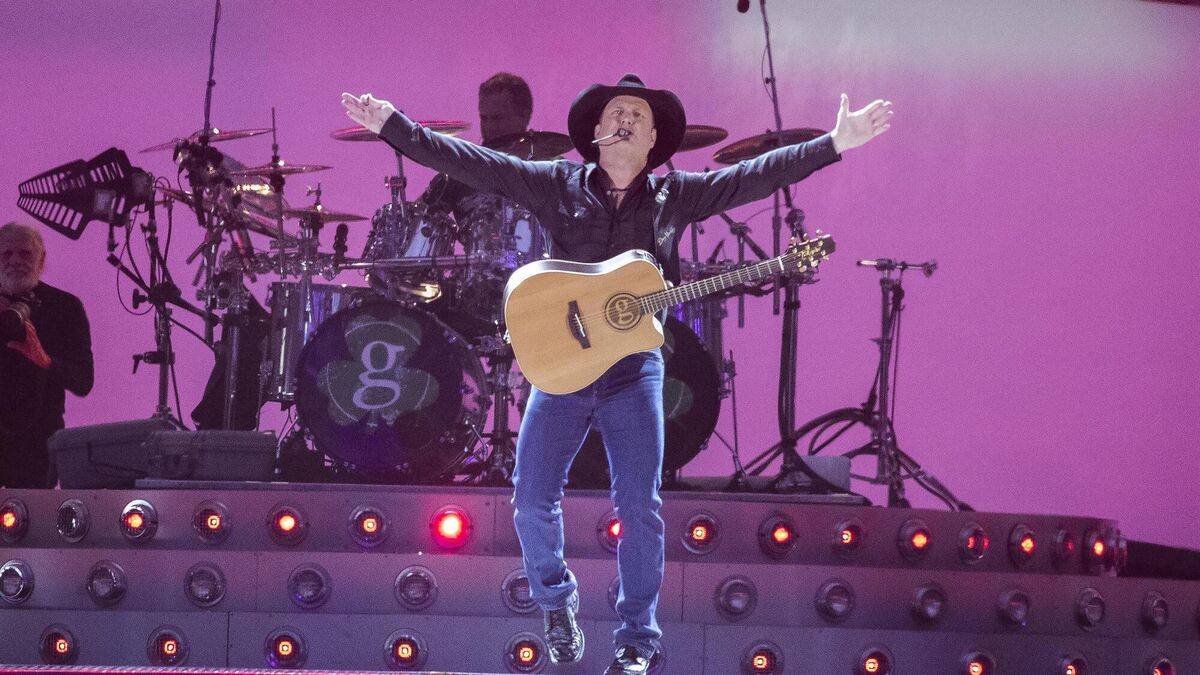 'I so belong here': Garth Brooks' 10 most memorable moments in Ireland over the past week - Vimarsana News