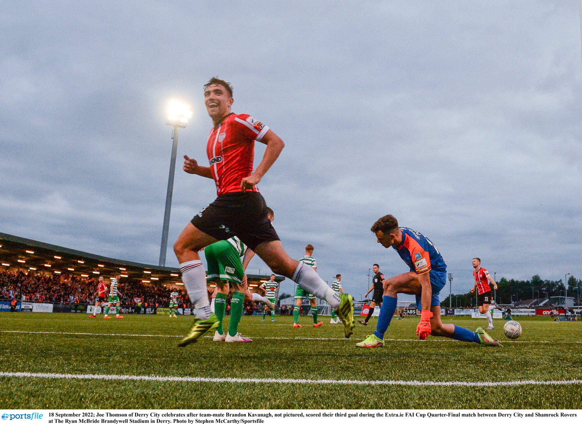 Derry City go the extra to knock 10-man Hoops out of cup 