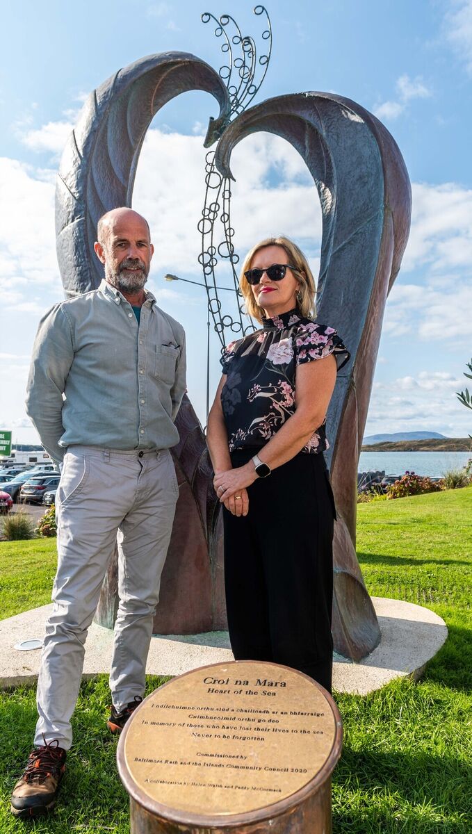 Paddy McCormack and Helen Walsh, who created the sculpture, were present at the event. 
