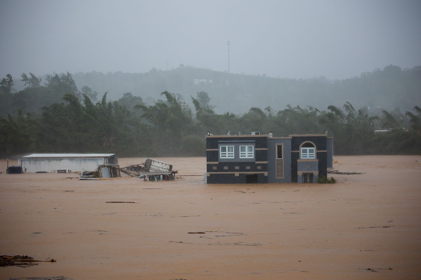 Hurricane Fiona slams Dominican Republic after pounding Puerto Rico