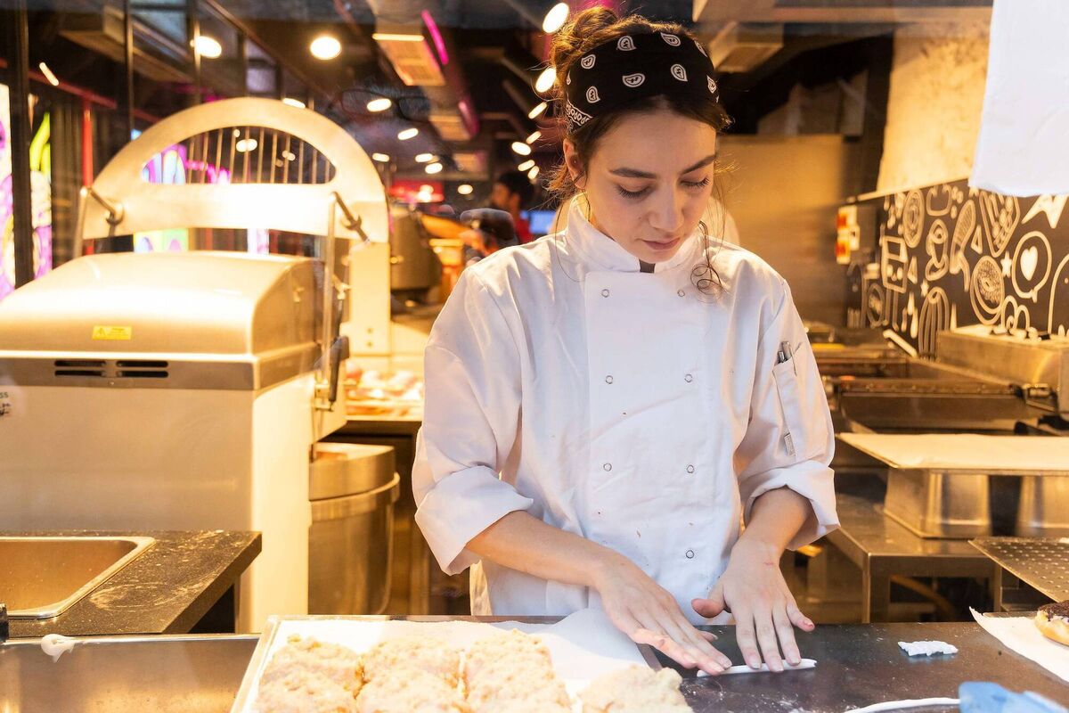 Hibba Cheifa, pictured at the opening of OffBeat Donuts in Cork city. Picture: Michael O'Sullivan