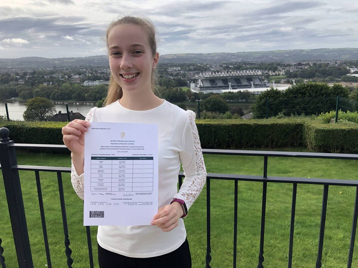 Aoife Mannion, a student at Coláiste an Phiarsaigh in Glanmire, Cork received 625 points in her Leaving Certificate in 2020. This year, seven more Coláiste an Phiarsaigh pupils earned the same maximum result.