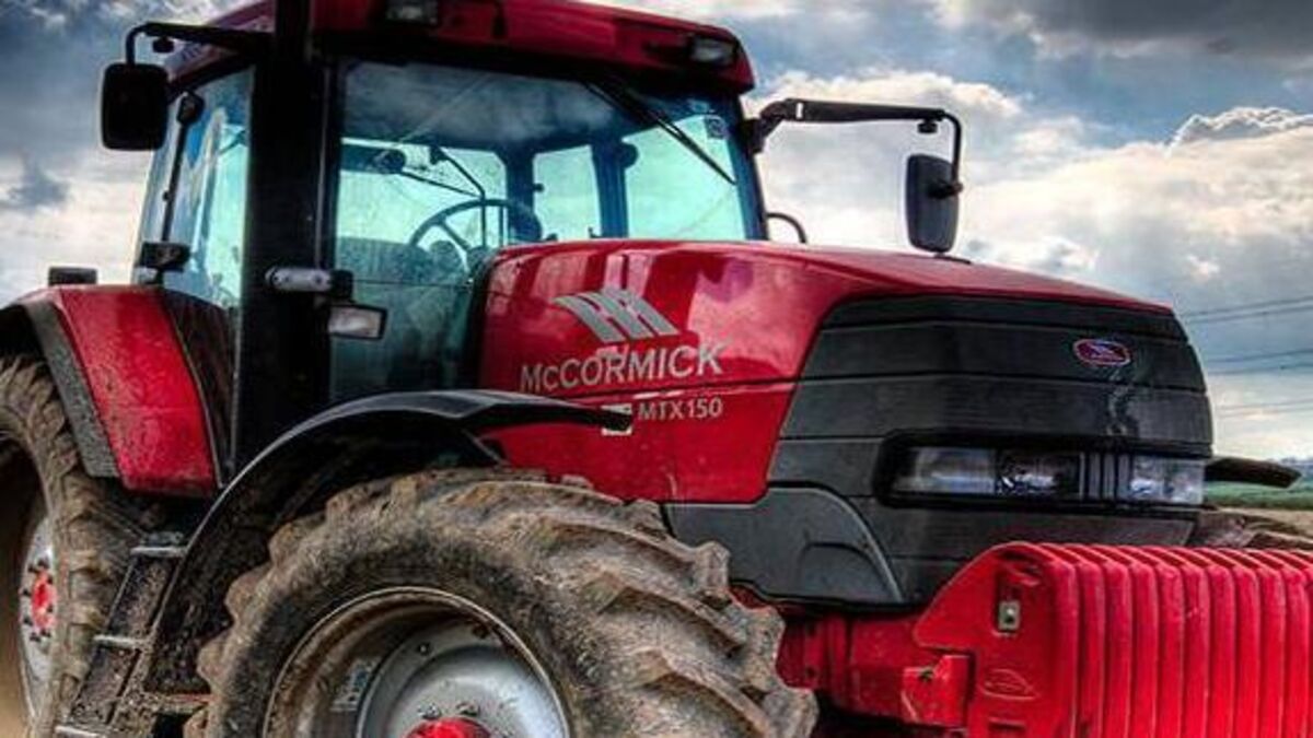 French farmers drive tractors through Paris in protest against Mercosur trade deal