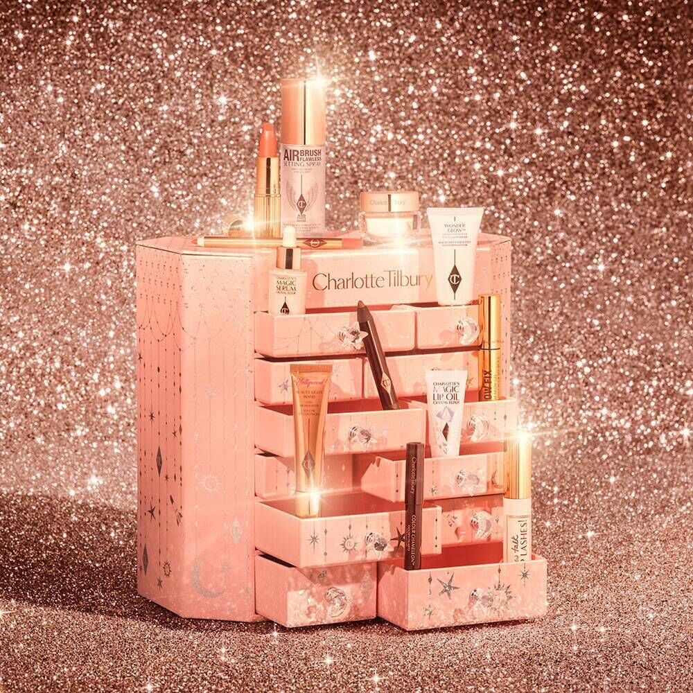 Charlotte Tilbury's Diamond Chest of Beauty Stars Charlotte Tilbury's Diamond Chest of Beauty Stars