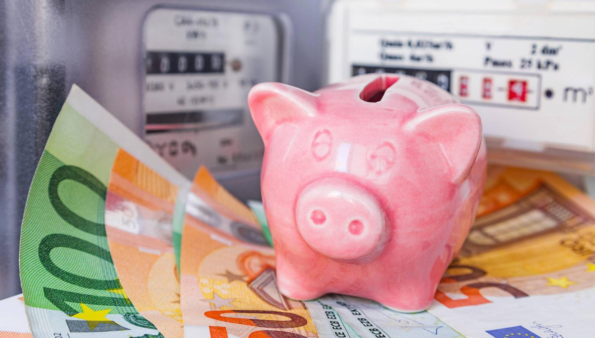 Energy prices: Households urged to submit meter readings ahead of hikes 