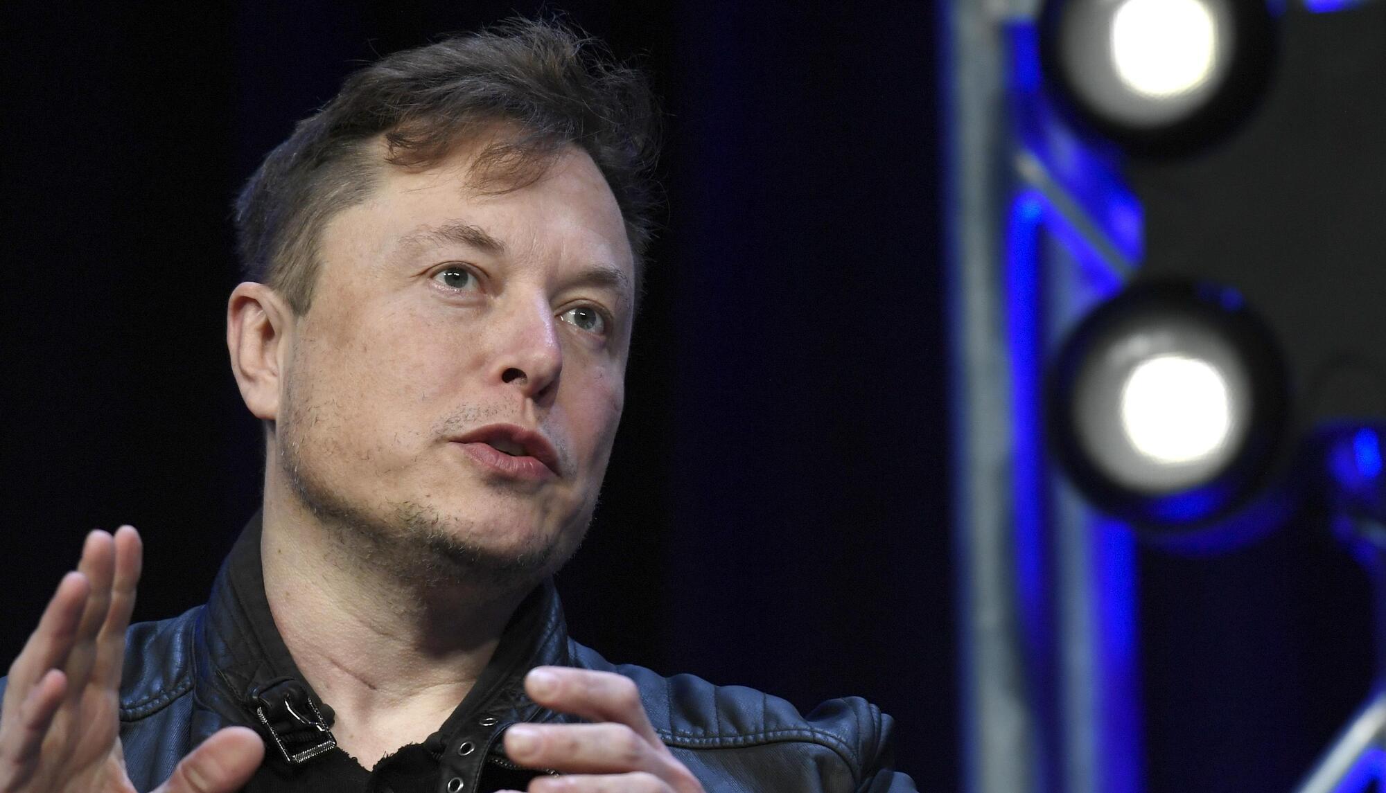 Musk proposes to proceed with Twitter takeover at $54.20 a share