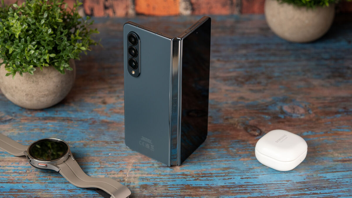 The Galaxy Z Fold 4 comes with an IPX8 waterproof rating but no official dust proofing. Picture: Noel Campion.