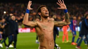 Neymar flies to Qatar as €222m move to Paris Saint Germain nears