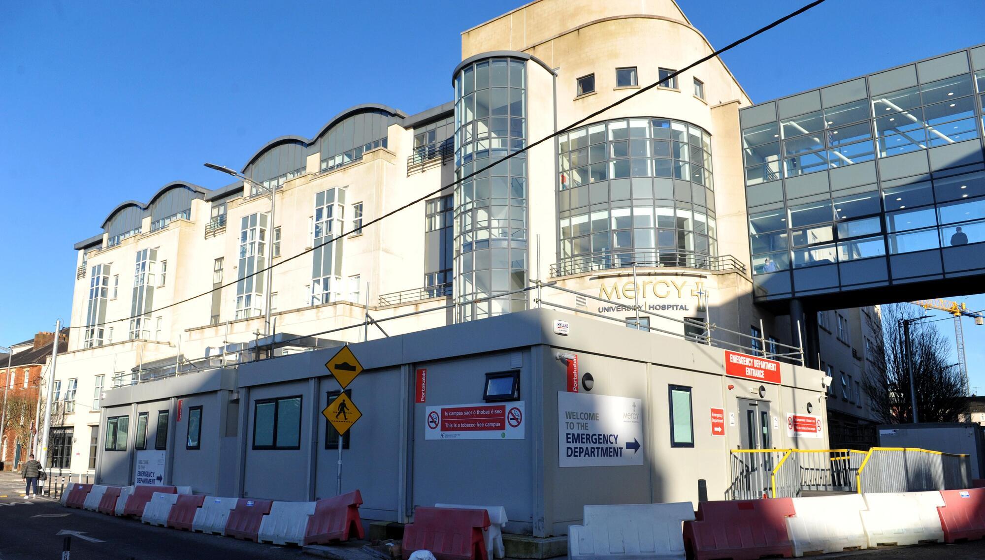 Cork teen has €200k settlement approved over 'not properly treated cyst'