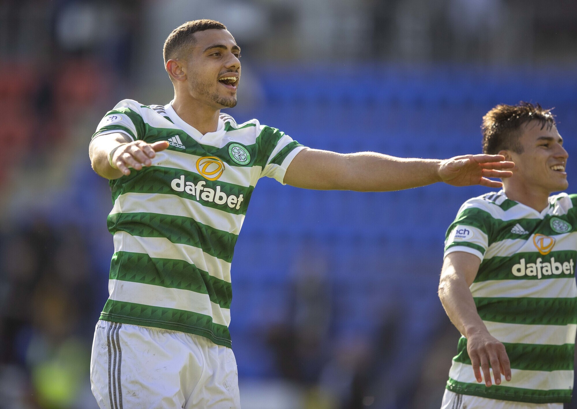 Giorgos Giakoumakis settles dramatic finale in Celtic's favour