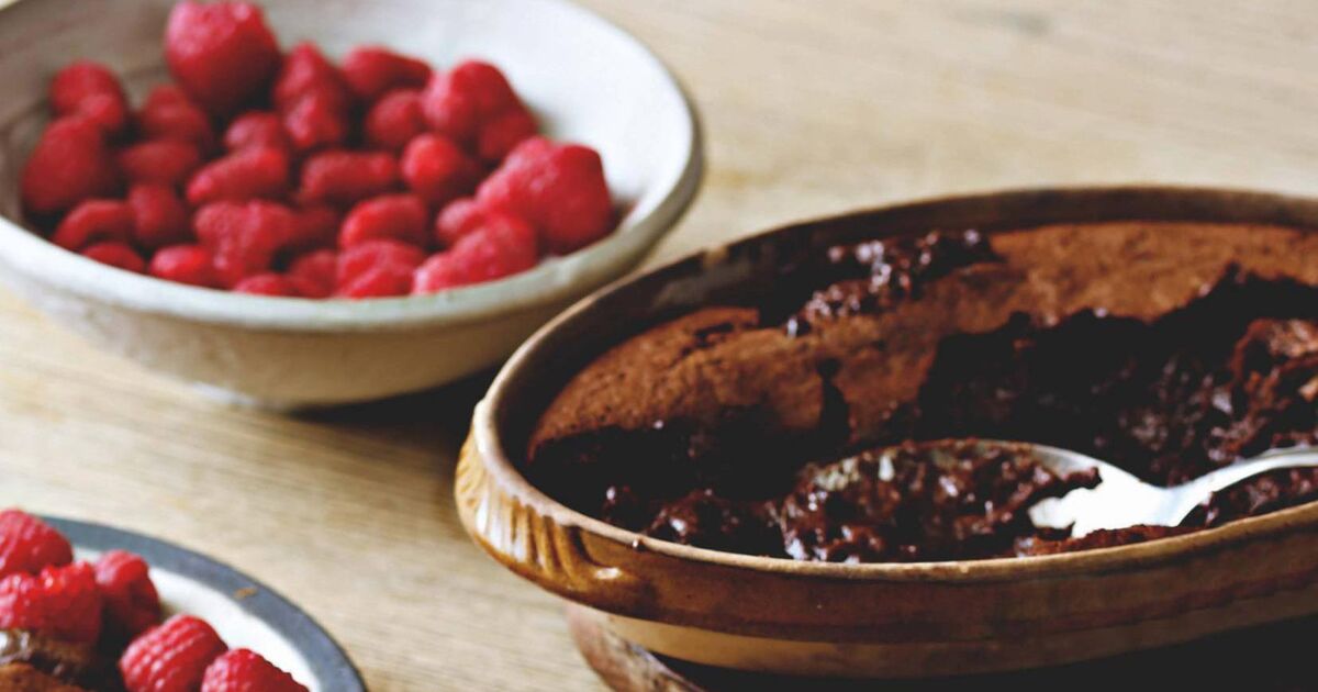 Easy Bake Bake Hugh FearnleyWhittingstall's hot chocolate pudding in