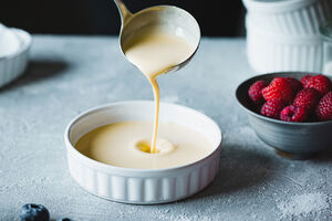 Ginger custard with fresh berries