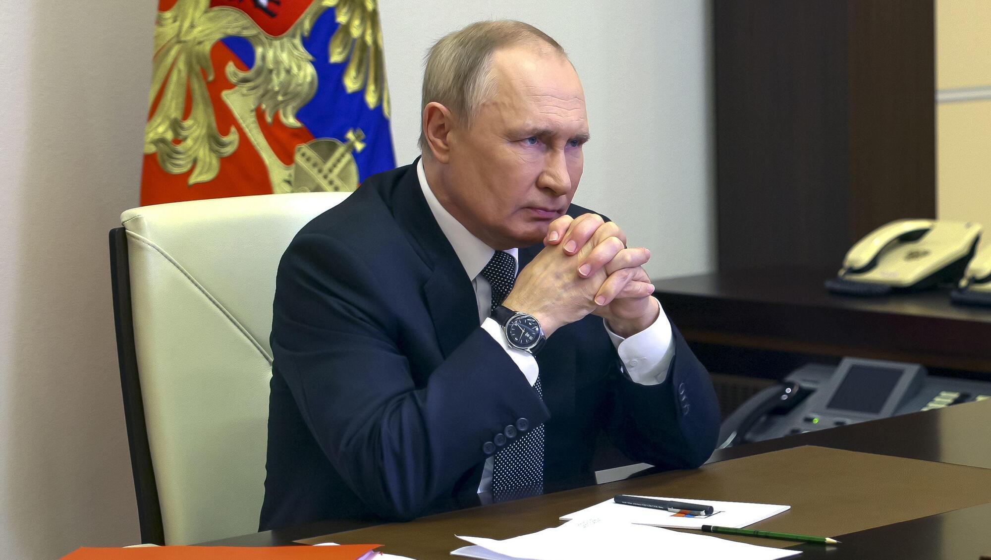 Putin declares martial law in annexed regions of Ukraine