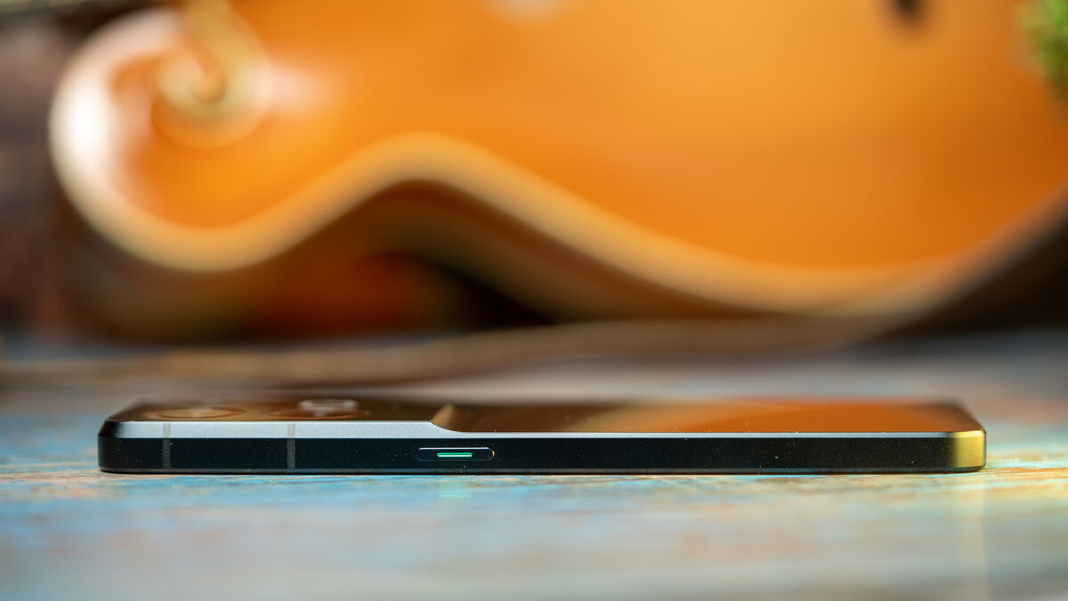 Oppo Reno8 Pro 5G uses a powerful MediaTek Dimensity 8100-Max SoC. Picture: Noel Campion.