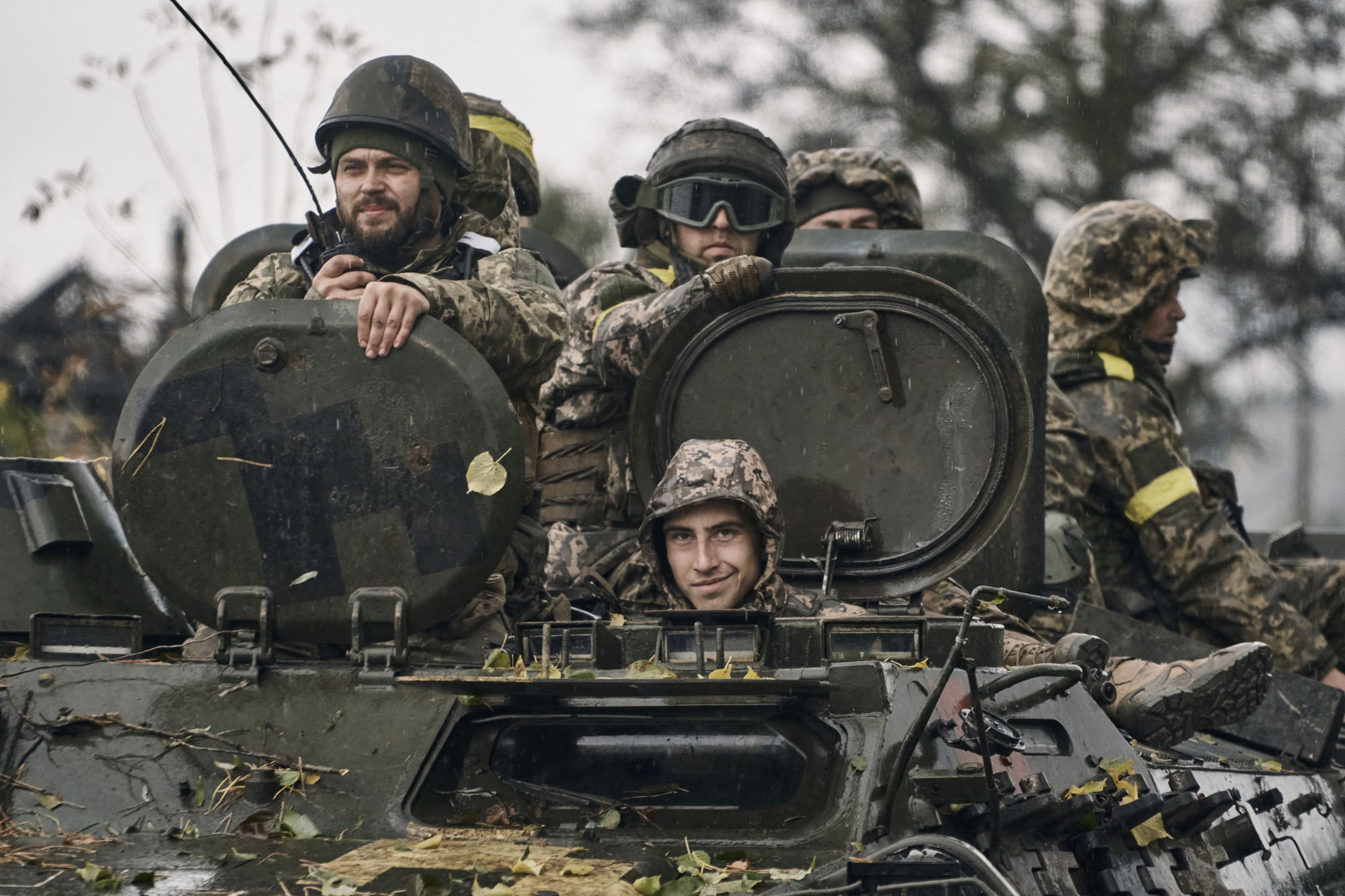 Ukrainian forces pile pressure on Russian-held Kherson