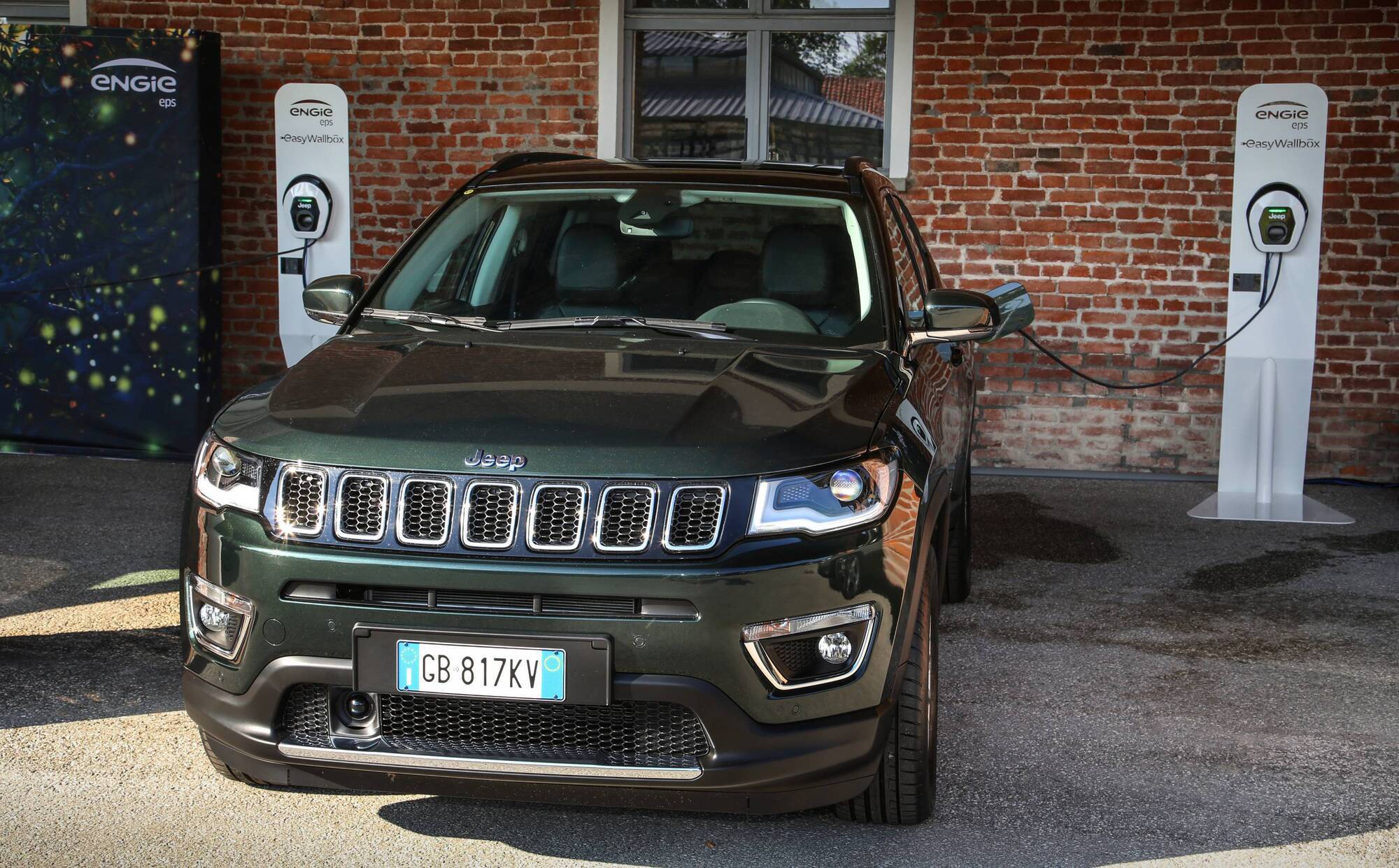 Jeep Compass review: It doesn't make much sense and is lacking in direction