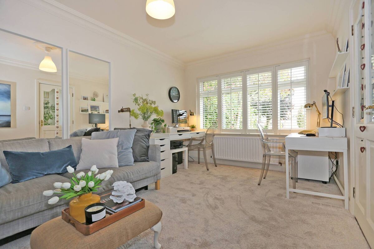 Study/family room Study/family room