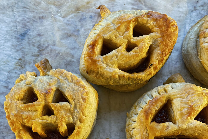 Sticky Jack-o'-lantern Tarts