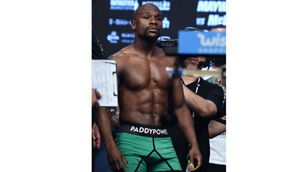 Luck played a part in getting Floyd Mayweather to wear Paddy Power undies