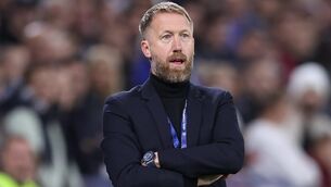 <p>LESSON: Chelsea manager Graham Potte.</p>