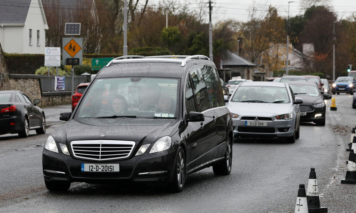  31/10/2022 The hearse with the the coffin of Cervical Check campaigner Lynsey Bennett arrives for the Funeral Service in St.John’s Church, Battery Road, Longford. Photo: Sasko Lazarov/ RollingNews.ie