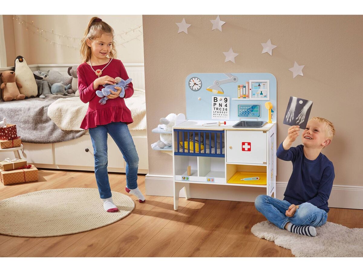 Wooden vet clinic, €49.99, from Lidl