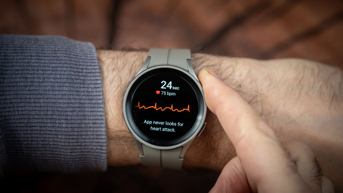 Using the ECG feature on Galaxy Watch 5 Pro. Picture: Noel Campion.